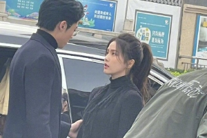 白鹿王鹤棣《以爱为营》对视路透