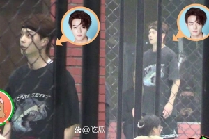 许凯戴黑色头带帅气打篮球