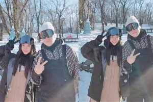 Angelababy关喆滑雪被偶遇