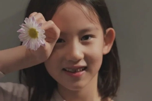 孙莉晒小女儿近照矫正门牙引热议