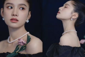 张婧仪戴珍珠项链秀香肩锁骨