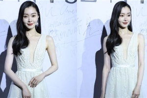 宋轶穿纯白礼服皮肤发光气质温婉