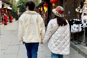 陈乔恩艾伦晒照庆祝结婚一周年