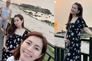 Selina任家萱晒与家人外出游玩照