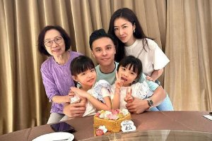 熊黛林老公郭可颂生日晒全家福