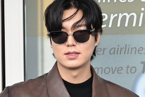 李敏镐生图脸部圆润发福略显双下巴