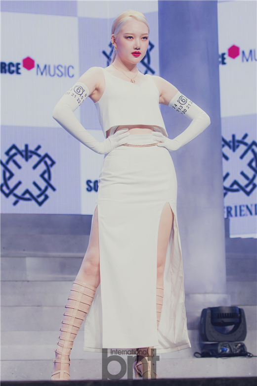 GFRIEND鄭藝琳