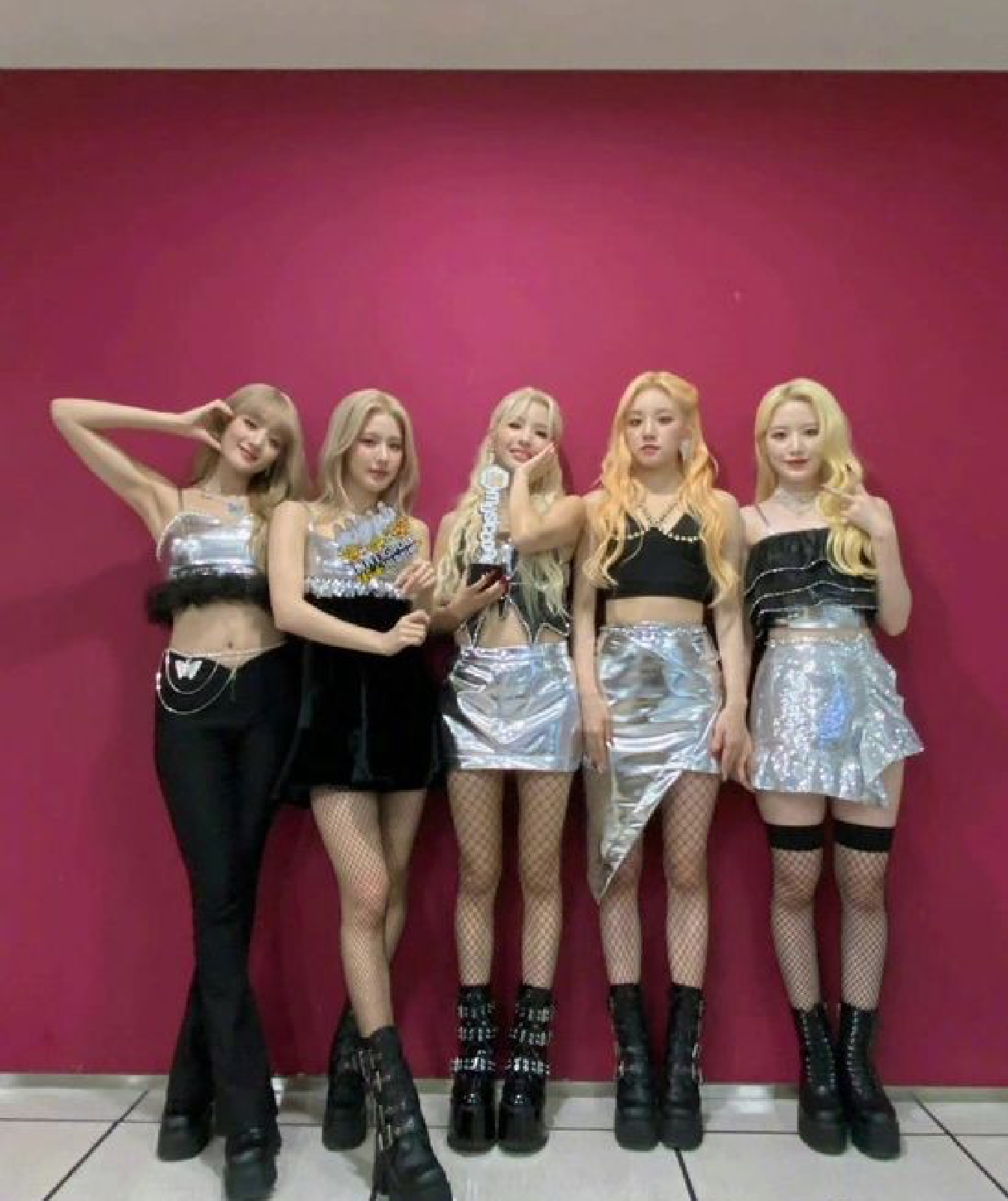 (G)I-DLE̩Ժ¼ʱж