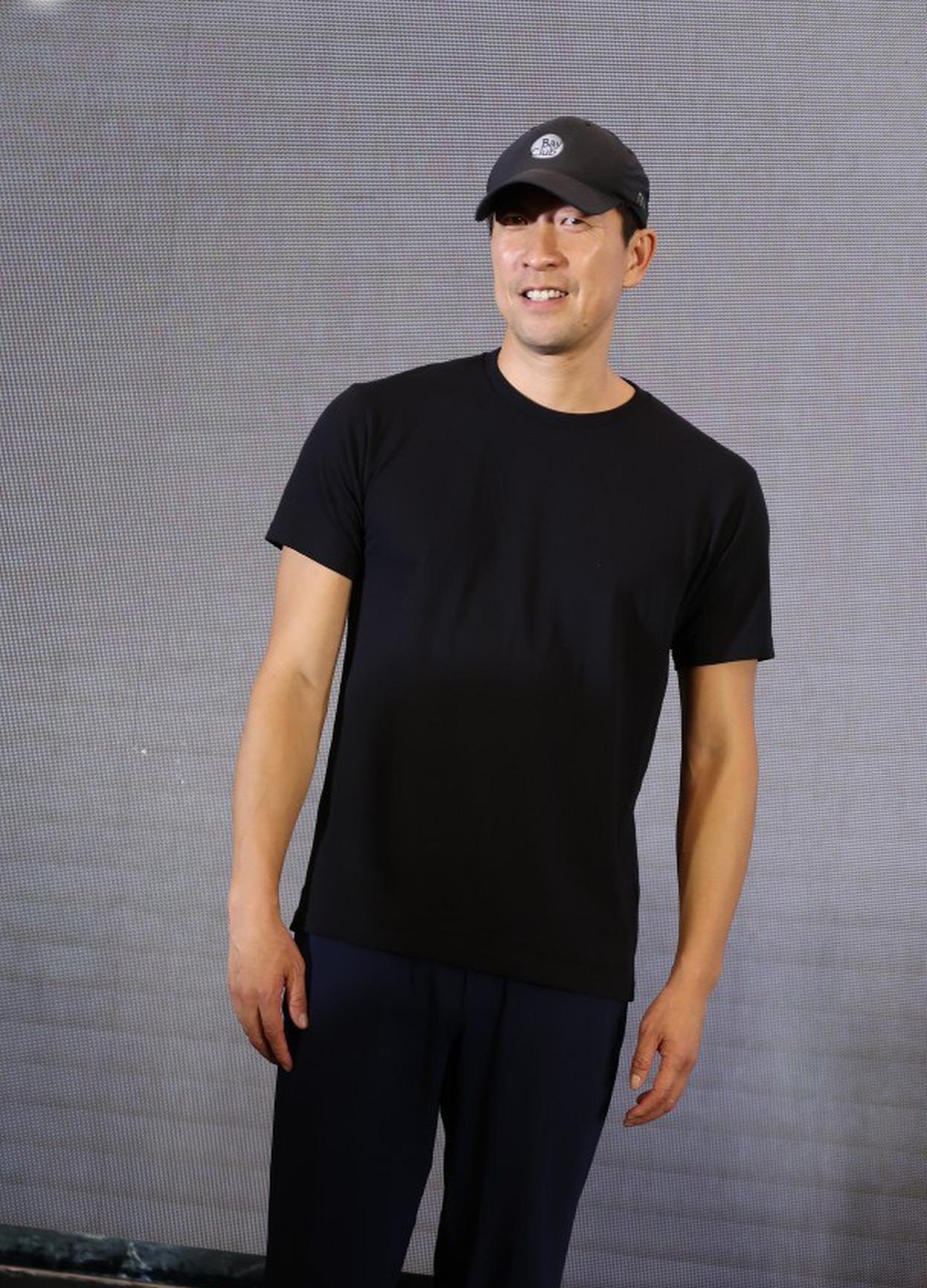 王千源赞吴彦祖好偶像 自曝女生托他要彦祖签