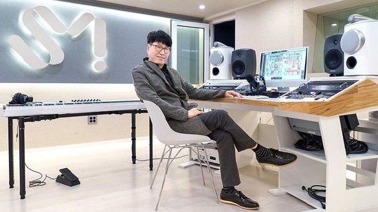 首任校长洪钟和