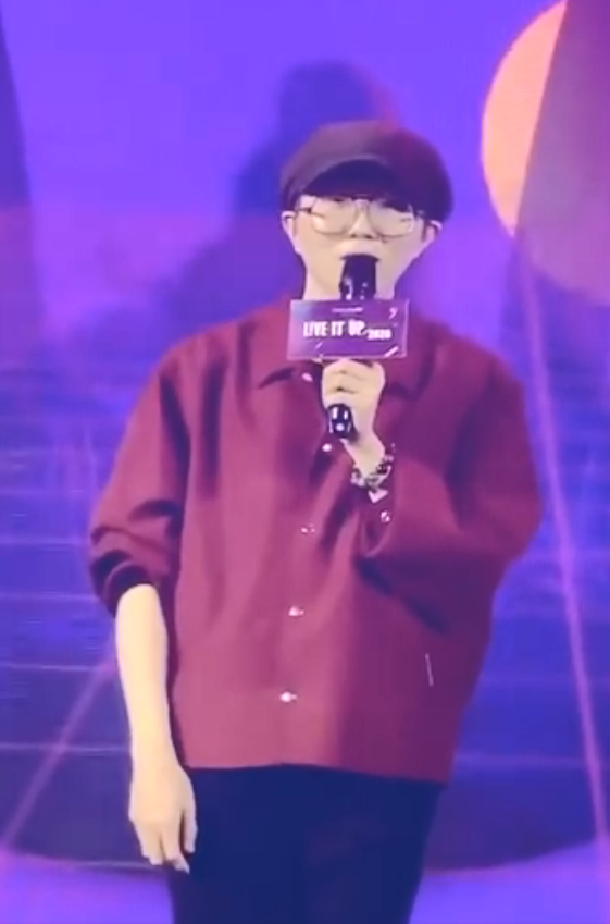 毛不易參加年會