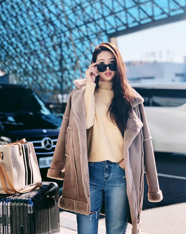 赖弘国前妻“华航林依晨”Ivy