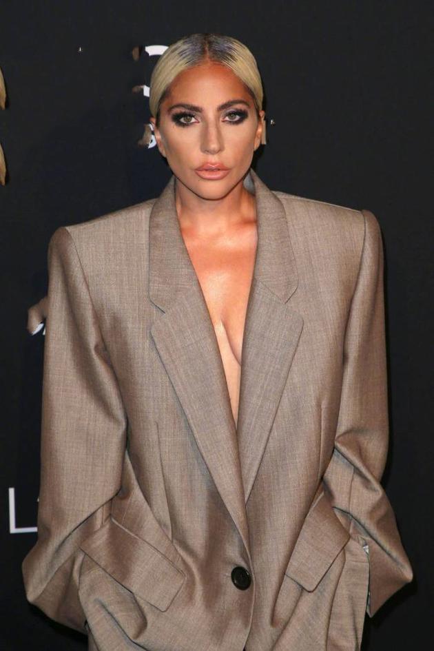 Lady Gaga连两周登顶公告牌