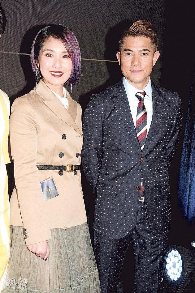 杨千嬅（左）与郭富城（右）合演《麦路人》，后者扮演一名绝症病患，还一直不能抽离角色，以为自己真的生病了。