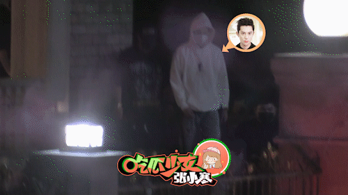 王鹤棣虞书欣张凌赫聚餐“月尊”反差萌