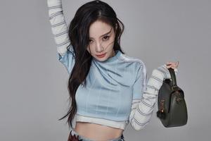 不玩嘻哈风！李小璐风格百变露蛮腰