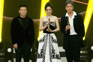 2017微博之夜邓超杨幂分获King&Queen