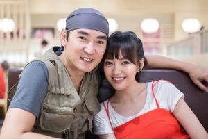 “小李飞刀”女儿参加选秀撞脸陈意涵