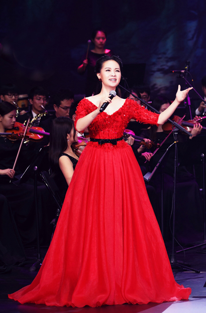 雷佳献唱新曲筑梦中国上线讴歌中国梦