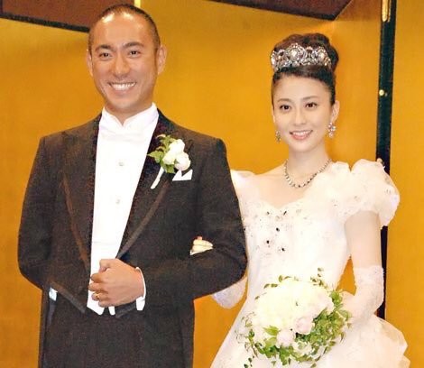 市川海老藏至今还给亡妻发Line 称感觉她还在身边