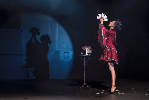 魔术师林丽丽斩获魔术界“奥斯卡”梅林奖