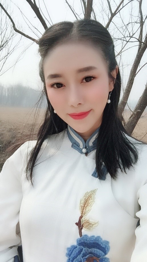 刘凌薇
