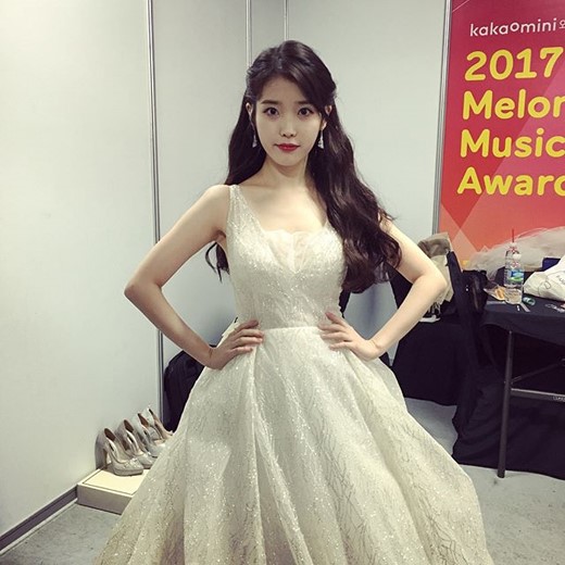 IU