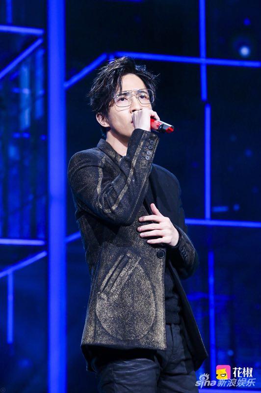 林志颖薛之谦为公益献声 范冰冰携父范涛演唱