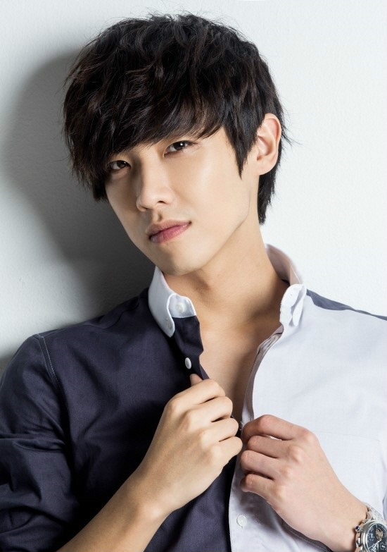 李准服兵役透露曾企图自杀 事务所否认:不是事实