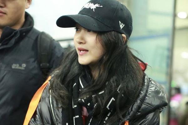 拜仁创纪录夺冠