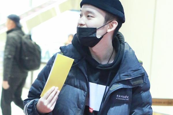 巴萨队徽-乐鱼app(leyu)官方网站-乐鱼官网