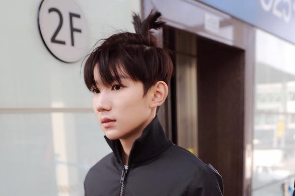 里贝里身价-爱游戏APP（中国）官方网站下载_AIYOUXI体育