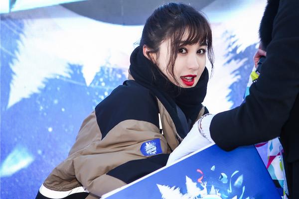 英语创新作文大赛-乐鱼app(leyu)官方网站-乐鱼官网