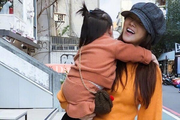 阿迪达斯清风系列-九游体育APP下载-九游体育app-九游体育app官网网站|九游体育