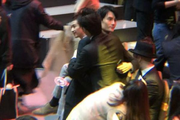 青岛球迷-爱游戏App官方下载入口-爱游戏