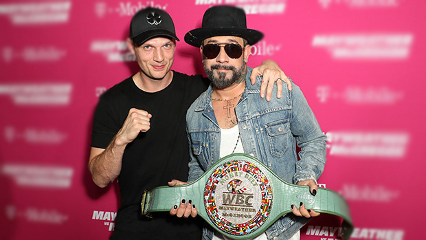 后街男孩尼克卡特被女星控诉强奸 队友发声力挺|尼克-卡特|强奸|后街男孩_新浪娱乐_新浪网