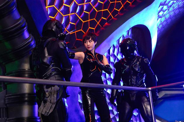 《机器之血》上映 夏侯云姗开启新打女时代|机器之血|成龙|张立嘉_新浪娱乐_新浪网