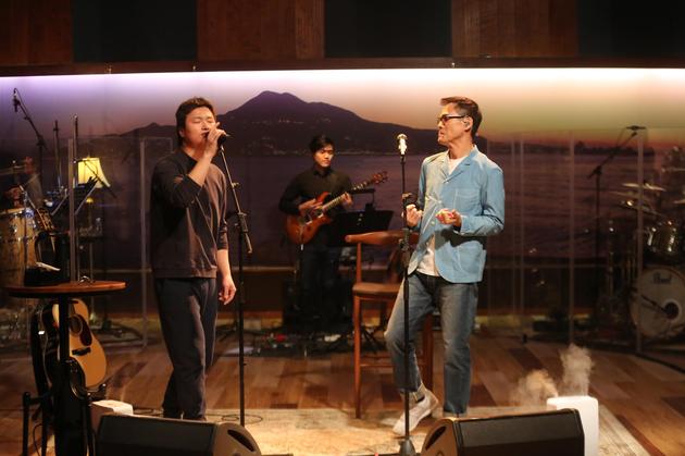 罗大佑节目多曲连唱 展现多面风格和现场实力