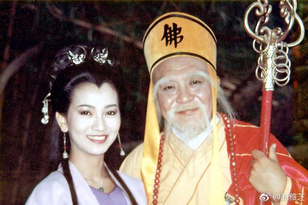 "白娘子"赵雅芝发文悼念"法海"乾德门:怀念乾爸|赵雅芝|新白娘子传奇|法海_新浪娱乐_新浪网