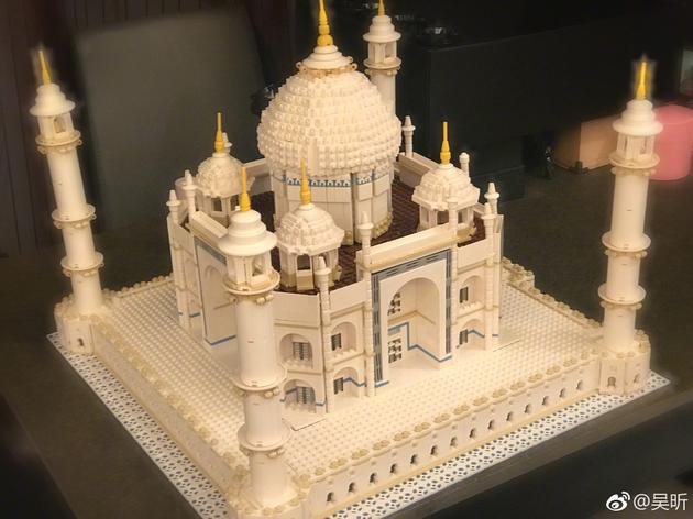 动手能力满分!吴昕不吃不喝搭积木|吴昕|泰姬陵|积木_新浪娱乐_新浪网