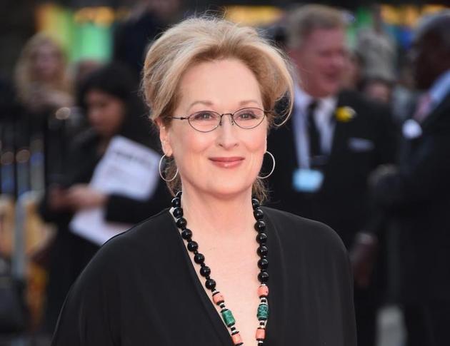 罗丝·麦高恩炮轰梅姨 称穿黑衣抗议性骚扰虚伪