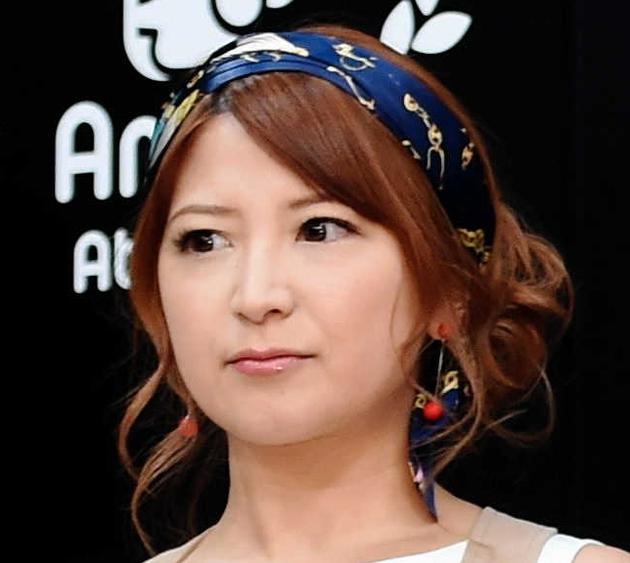 女星矢口真里参加节目 称将与男友年内注册结婚