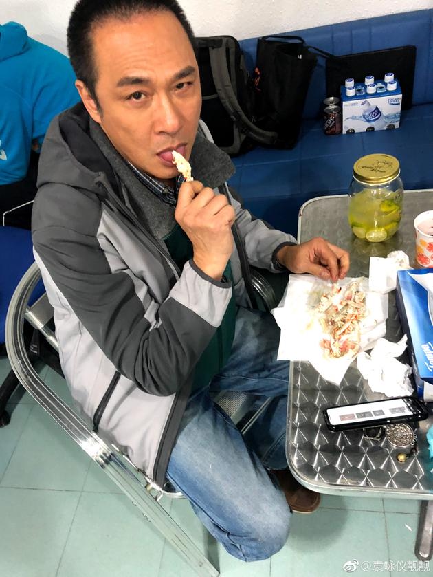 吴镇宇的表情亮了