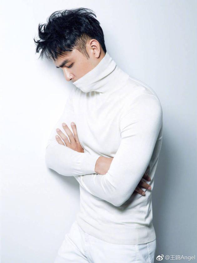 王鸥给明道在微博庆生送祝福