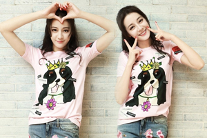 迪丽热巴变软萌少女 大摆俏皮pose