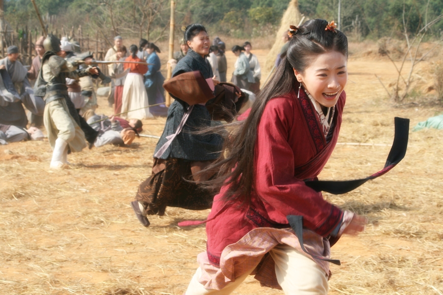 幕后花絮正在横店拍摄的《仙女湖之墨仙》剧组在新年之际,发表第一份