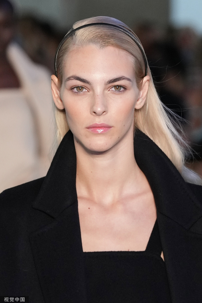 2022春夏米兰时装周:Max Mara 妆发