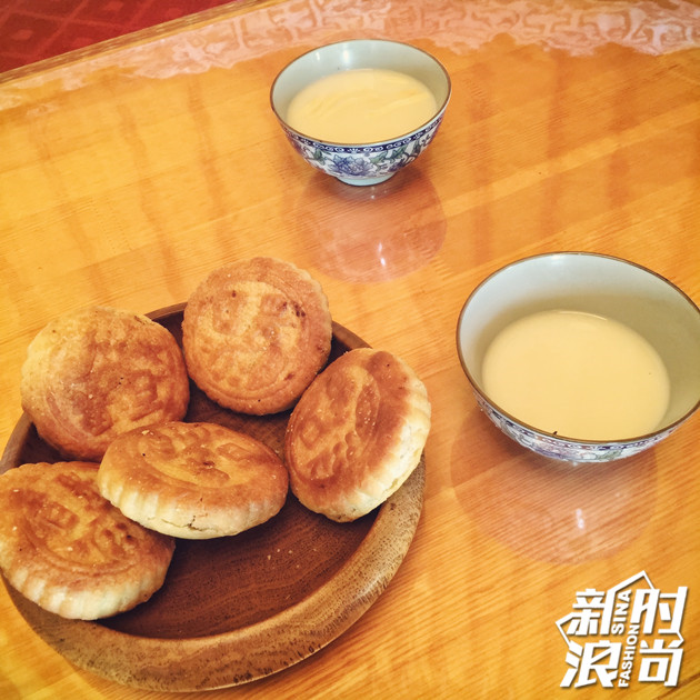 油茶和特色月饼