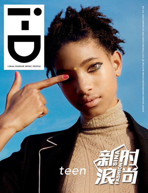 之后还登上了《i-D》杂志的九月刊封面,小姑娘也在慢慢成为一名风格偶像