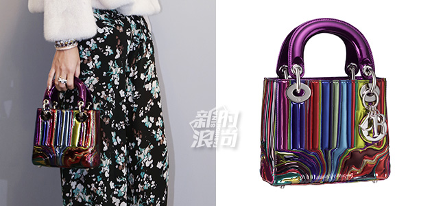 章子怡手持DIOR LADY ART伊恩-达文波特手袋
